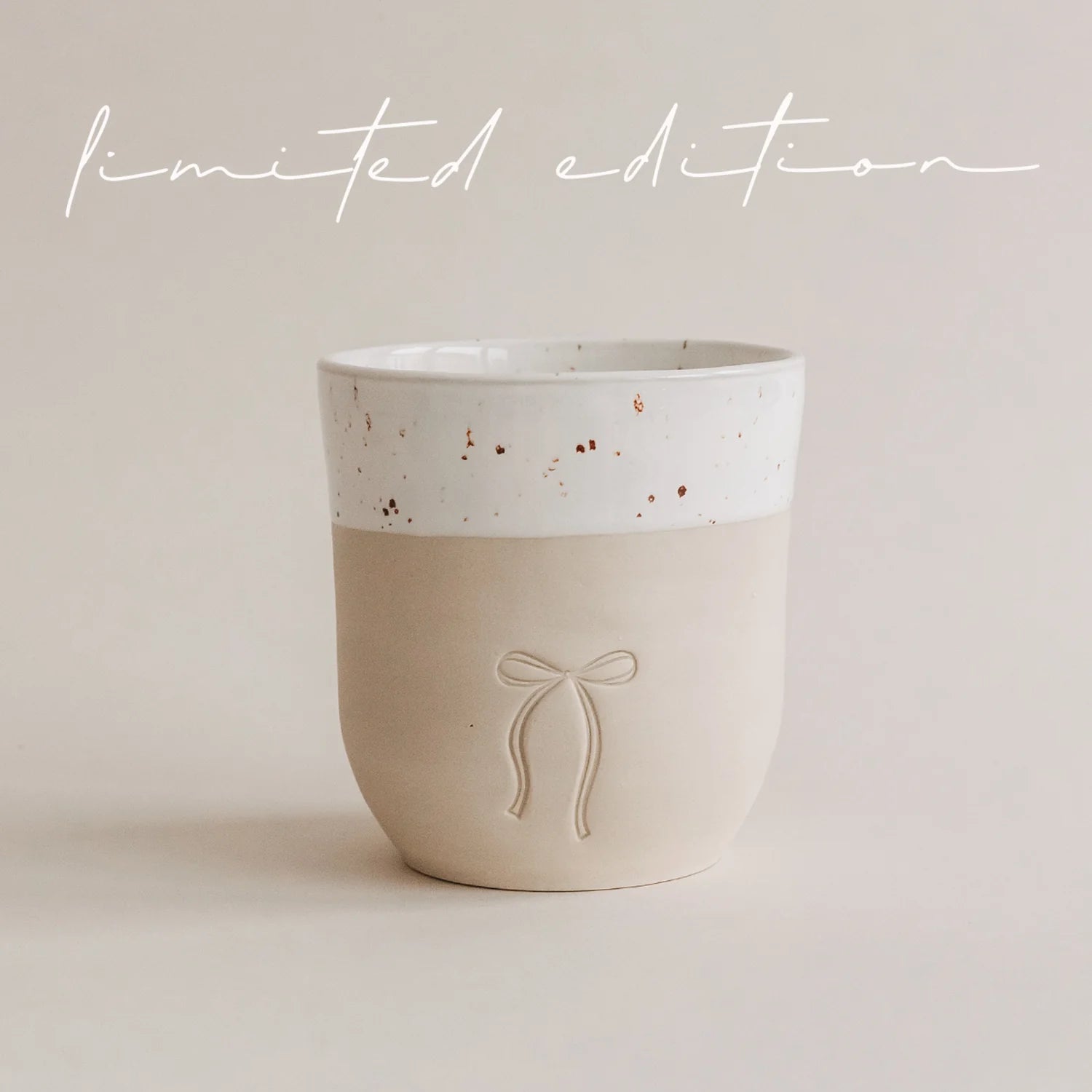 LIMITED EDITION Becher "Schleife"