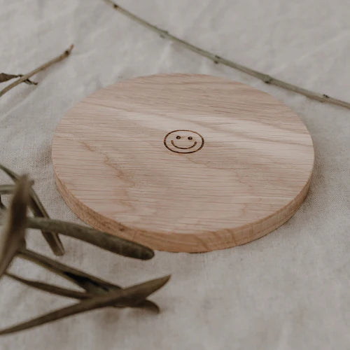 Untersetzer aus Eiche "Smiley", Eulenschnitt